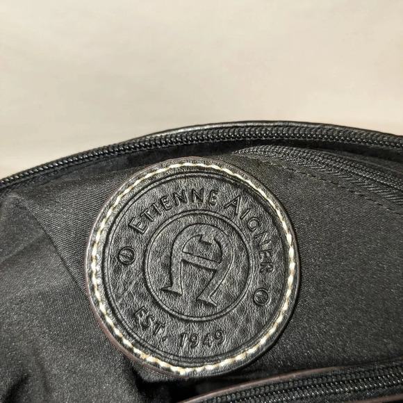 Etienne Aigner black signature canvas shoulder bag - Picture 7 of 9